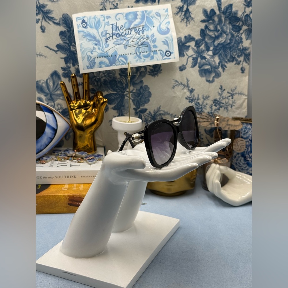 🆕 CHANEL 🧿 NWOT CH5339H Oversized Square Sunglass with Pearl Detail, Black - Picture 4 of 16